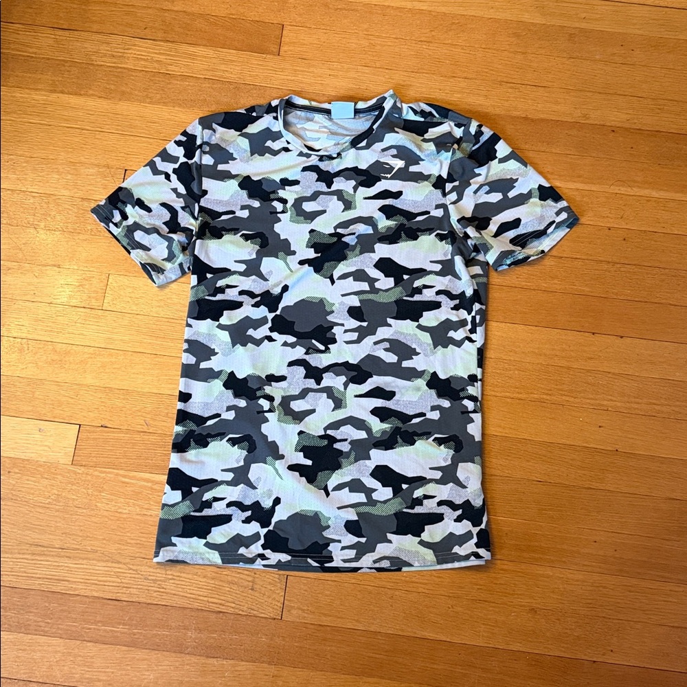 Gymshark men's camouflage short-sleeve performance t-shirt